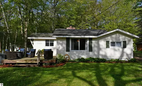 3570 S Us-23, Greenbush, MI 48738