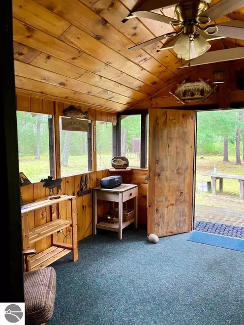 6108 Circle Rd, Hale, MI 48739 photo 2