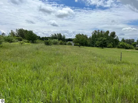 Unit 28 E Shaker Trail, Suttons Bay, MI 49682