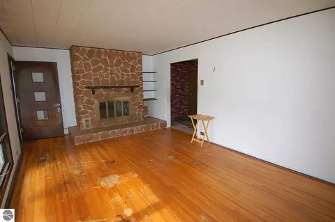 5545 S 25 Rd, Boon, MI 49618 photo 3