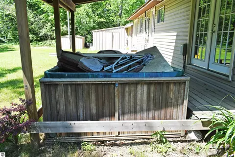 5771 Esmond Rd, Hale, MI 48739 photo 21