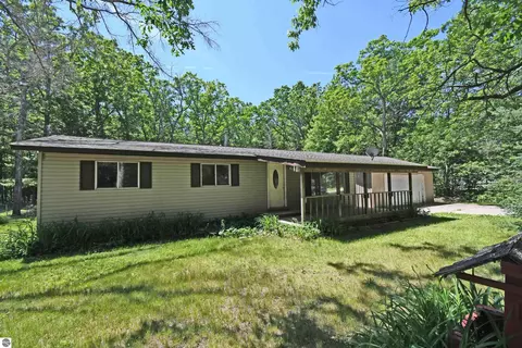 5771 Esmond Rd, Hale, MI 48739 photo 3