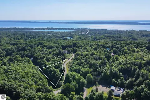 0 Grace Dr, Cedar, MI 49621