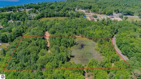 Nnn Springwood Drive, Prudenville, MI 48651