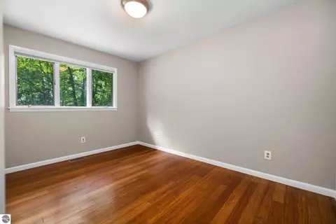 Bedroom - 1513 Melody Ln, Interlochen, MI 49643 photo 5 of 7