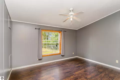 Bedroom - 3745 E Millbrook Rd, Mount Pleasant, MI 48858 photo 3 of 6