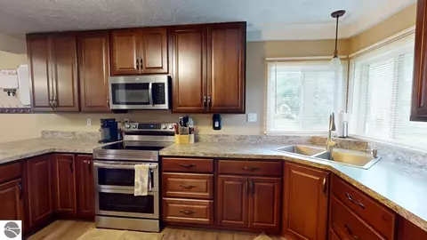497 E Clarence Rd, Harrison, MI 48625 photo 9