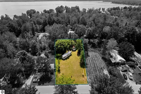 00 Arbutus Ave, Cadillac, MI 49601