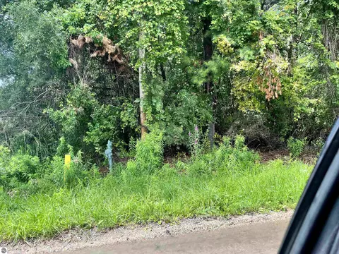 Nka Huron, Au Gres, MI 48703 photo 5
