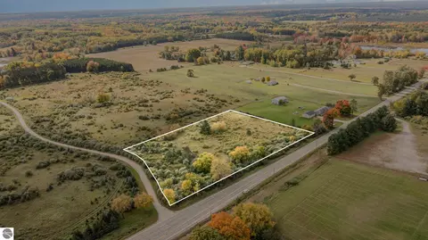 tbd Arthur Rd, Remus, MI 49340
