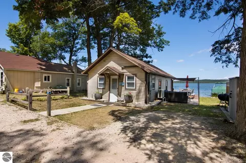 Exterior - 8246 Deadstream Rd #6, Honor, MI 49640 photo 4 of 6