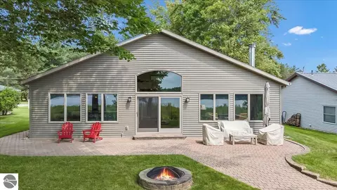 2896 E Lake Dr, Lupton, MI 48635 photo 2