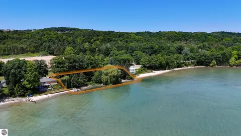 800 N St Joseph St, Suttons Bay, MI 49682