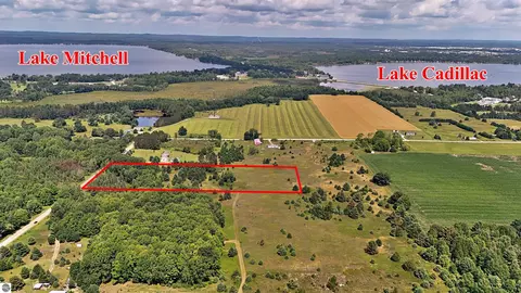 V/l S 37 Road, Cadillac, MI 49601