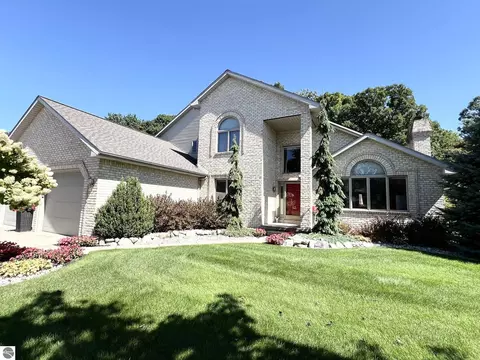 4224 Scenic Dr, Saginaw, MI 48603