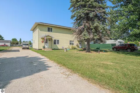 5208 W 5210 W Mobile Trl, Traverse City, MI 49685