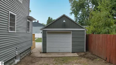 Other - 206 W Maple St, Shepherd, MI 48883 photo 17 of 18