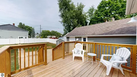 Exterior - 206 W Maple St, Shepherd, MI 48883 photo 1 of 11