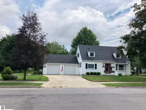 825 S Park St, Hastings, MI 49058