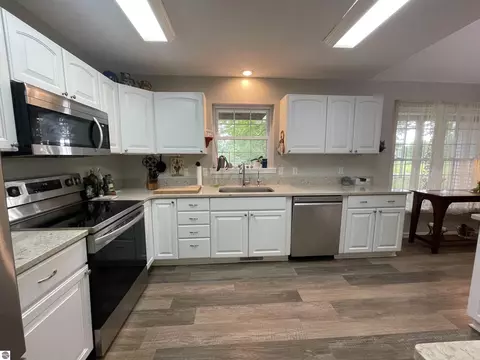 3250 Juniper Dr, Farwell, MI 48622 photo 37