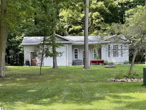 3250 Juniper Dr, Farwell, MI 48622 photo 68