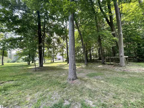 3250 Juniper Dr, Farwell, MI 48622 photo 67