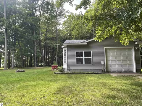 3250 Juniper Dr, Farwell, MI 48622 photo 71