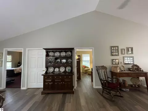 3250 Juniper Dr, Farwell, MI 48622 photo 23