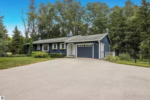 3120 Zimmerman Rd, Traverse City, MI 49685