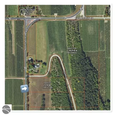 N Drumlin Lane, Suttons Bay, MI 49682