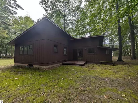 Exterior - 5105 E Michigan Ave, Au Gres, MI 48703 photo 10 of 16