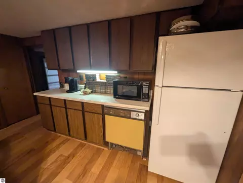 Kitchen - 5105 E Michigan Ave, Au Gres, MI 48703 photo 1 of 4