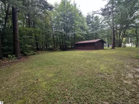 Exterior - 5105 E Michigan Ave, Au Gres, MI 48703 photo 8 of 16