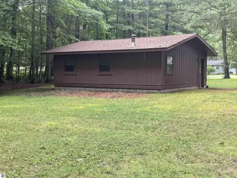 Exterior - 5105 E Michigan Ave, Au Gres, MI 48703 photo 5 of 16