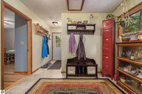 Entry Way - 2541 E Cherry Ln, Cedar, MI 49621 photo 2 of 2