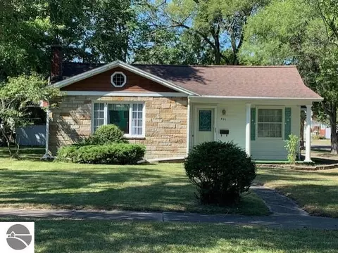 321 Church St, East Tawas, MI 48730