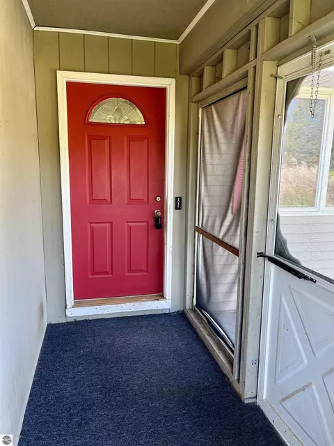 2330 E Surrey Rd, Farwell, MI 48622 photo 58