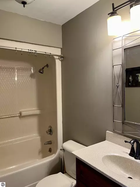 2330 E Surrey Rd, Farwell, MI 48622 photo 42