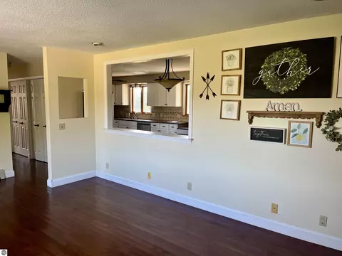 2330 E Surrey Rd, Farwell, MI 48622 photo 55