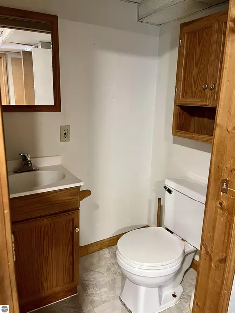 2330 E Surrey Rd, Farwell, MI 48622 photo 25