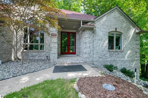 16674 Whispering Pines Trl, Traverse City, MI 49686
