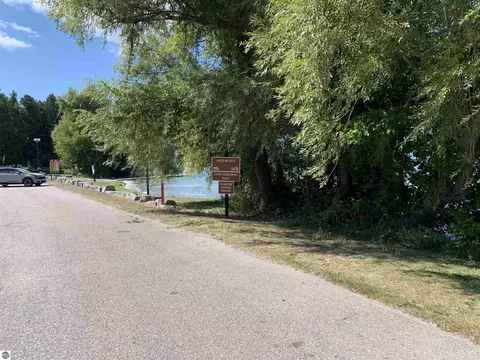 7183 S Whispering Hls, Traverse City, MI 49684