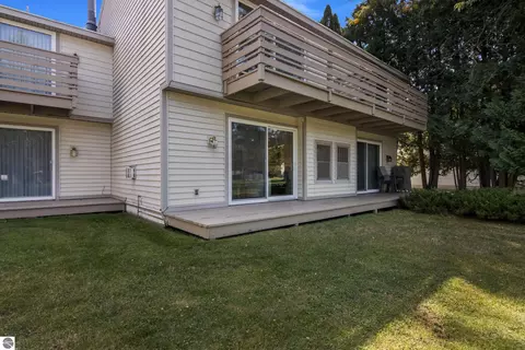 5000 S Townhouse Dr #E7, Cedar, MI 49621 photo 2