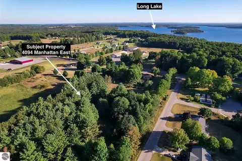 4094 Manhattan E, Traverse City, MI 49685