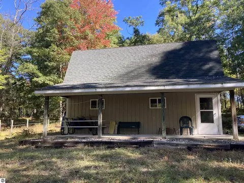 00 Forest Dr, Cadillac, MI 49601