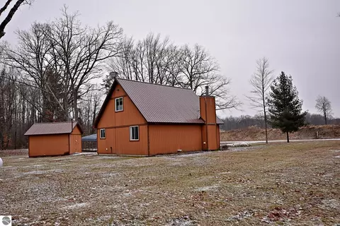 7864 S 1 Rd, Harrietta, MI 49638 photo 38