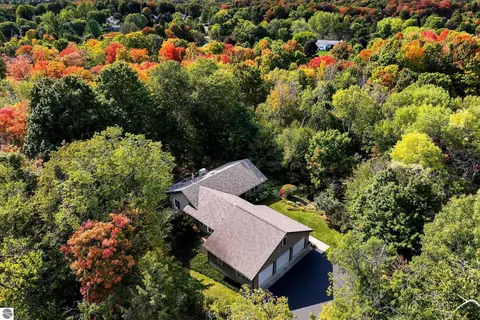4339 Cherry Ln, Traverse City, MI 49684
