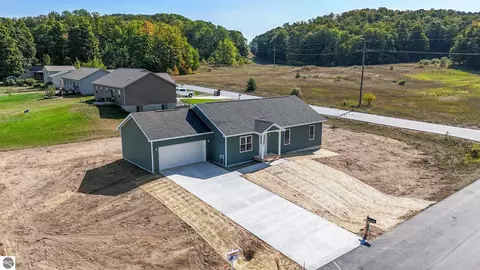 4446 Edwin Blvd, Grawn, MI 49637 photo 31