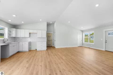 4468 Edwin Blvd, Grawn, MI 49637 photo 11