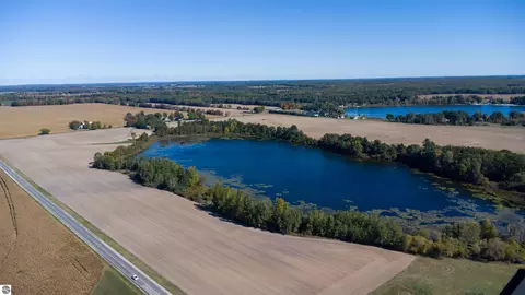Gravel Ridge Road, Trufant, MI 49347